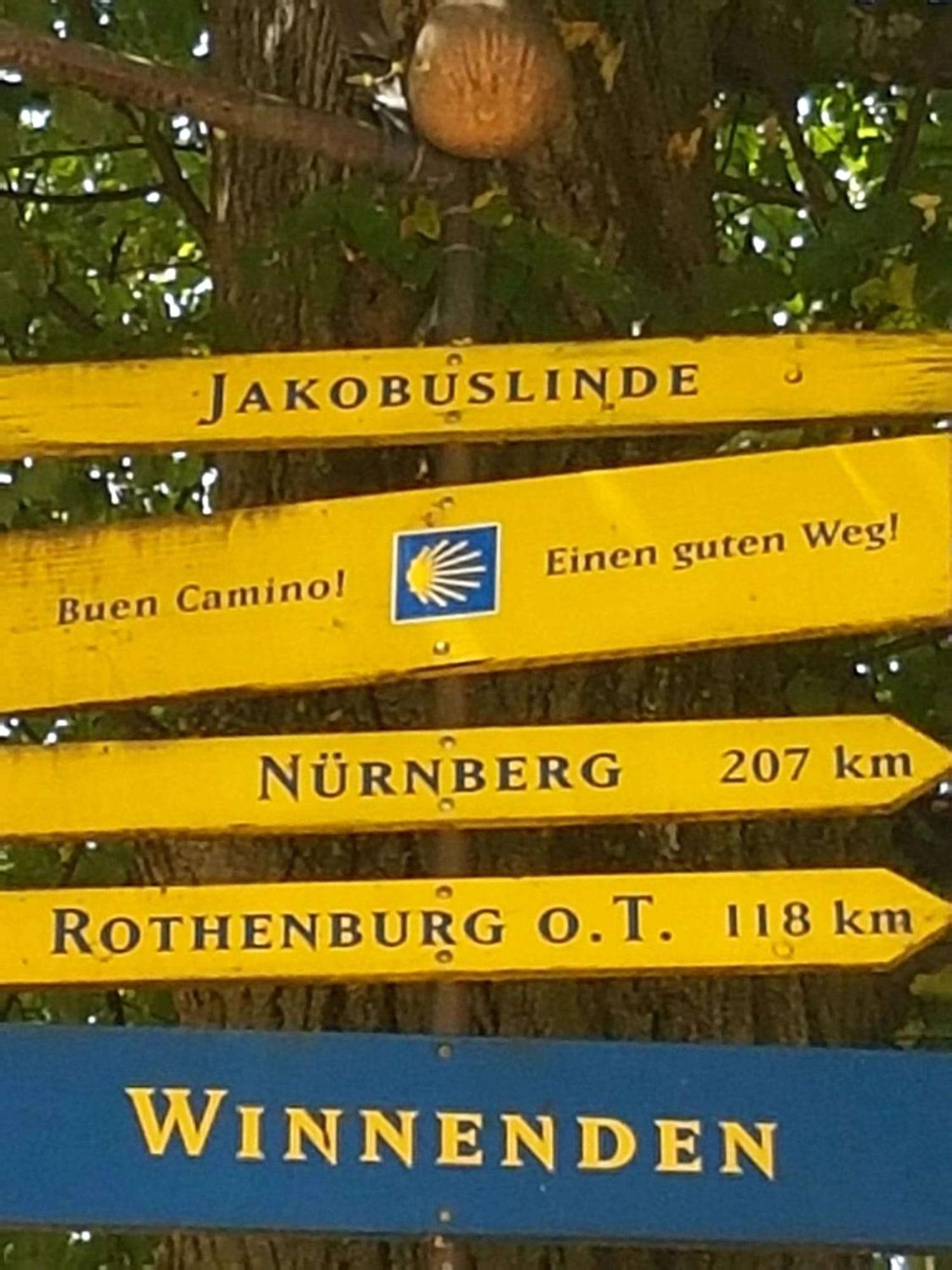 Szafranzimmervermmitung Winnenden Exterior foto